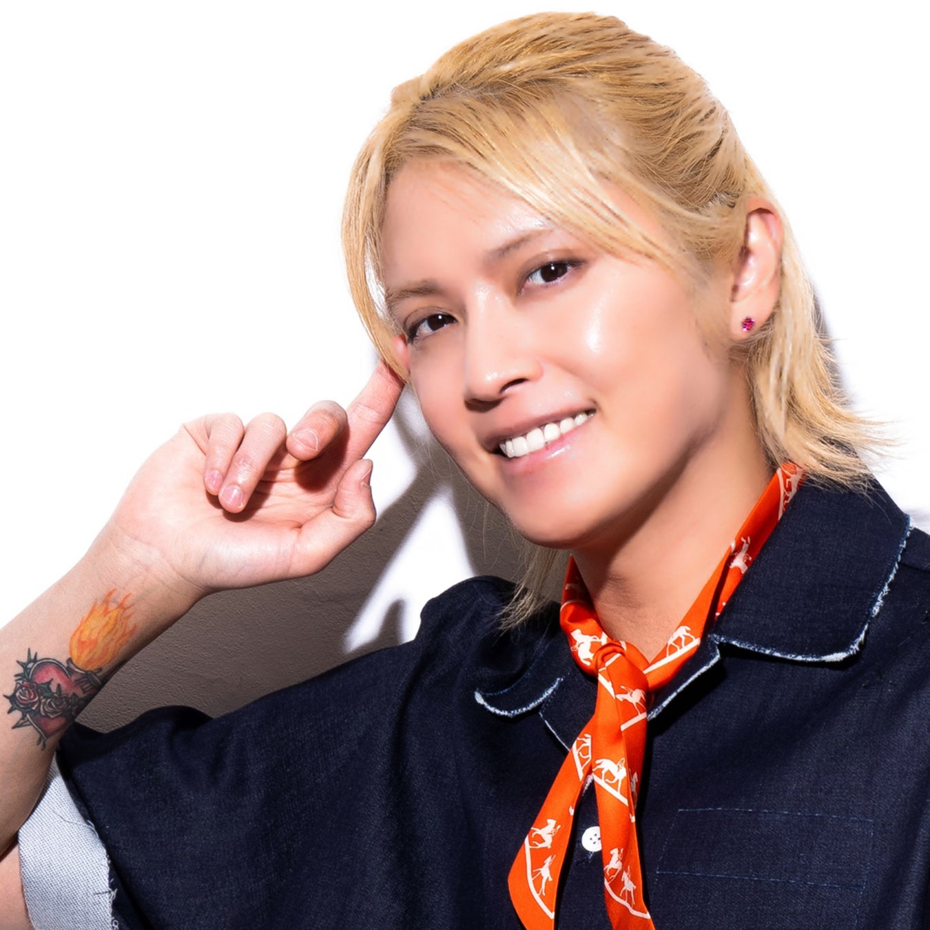 手越祐也